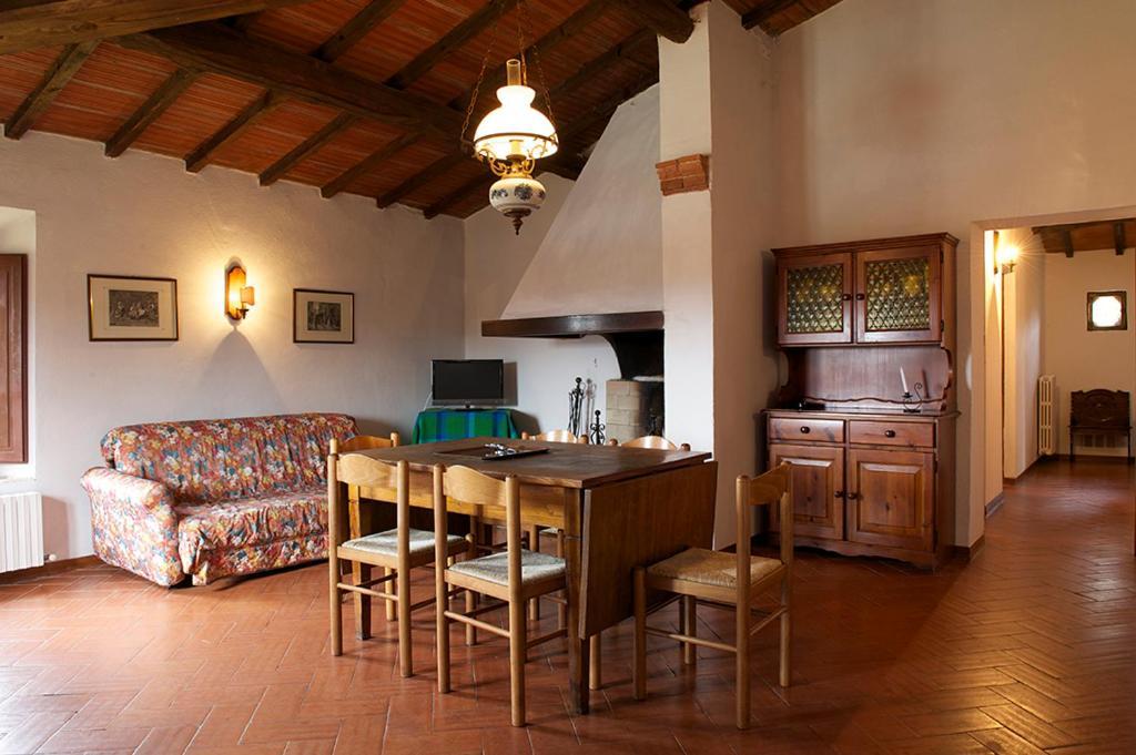 Castello Di Modanella Раполано-Терме Экстерьер фото