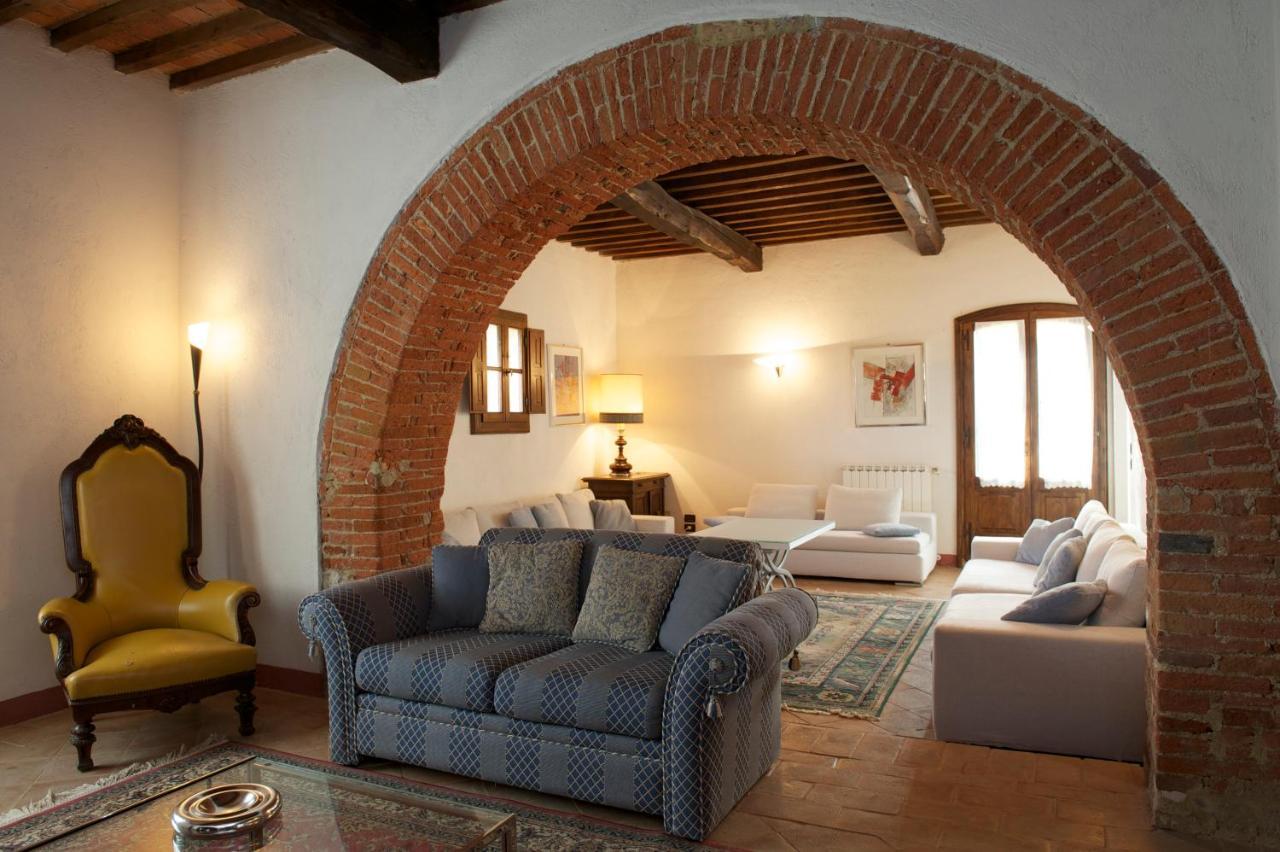 Castello Di Modanella Раполано-Терме Экстерьер фото